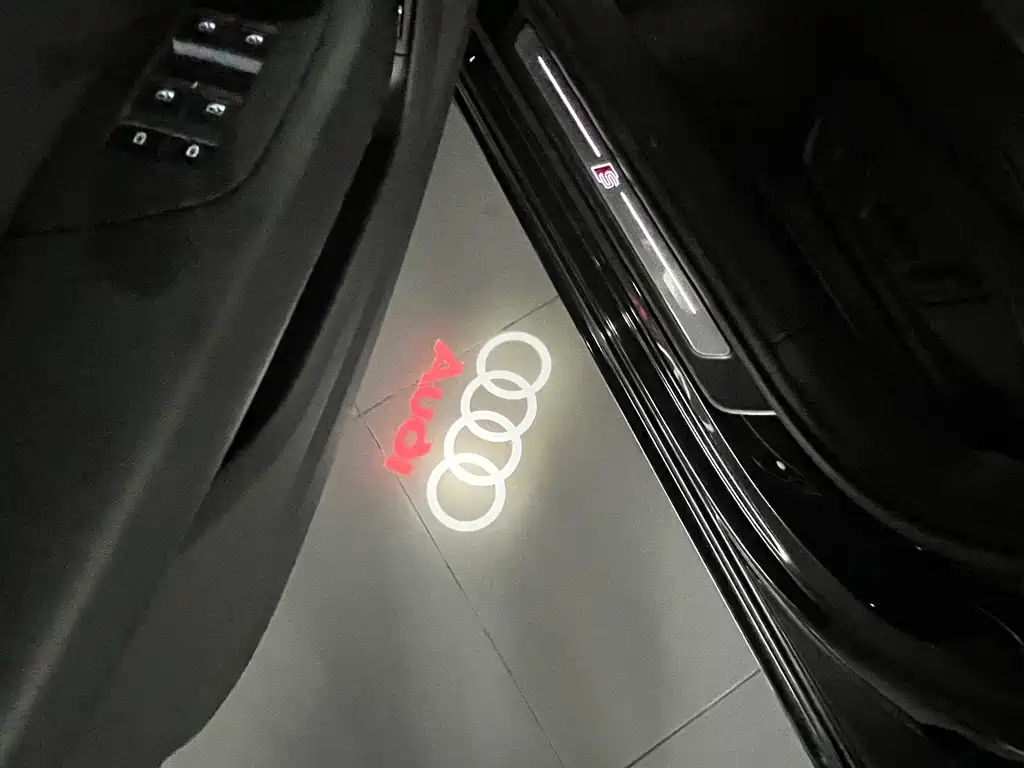 Audi A6L — миниатюра 5