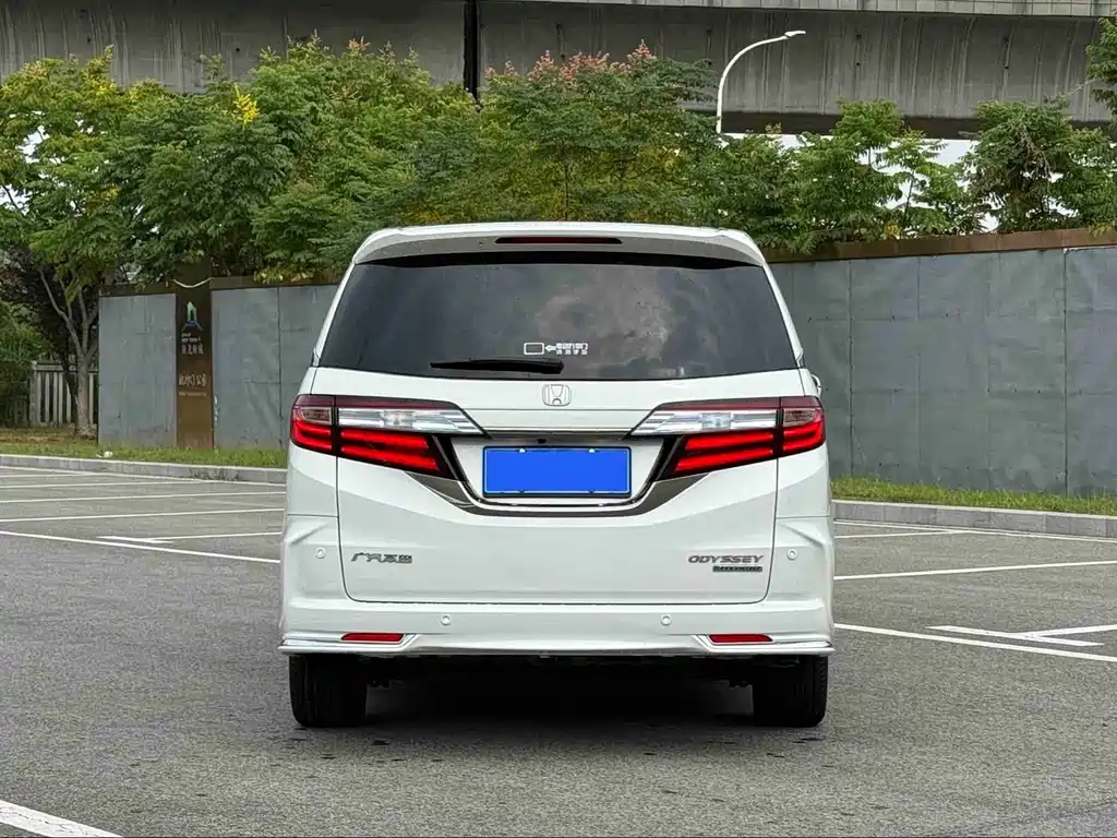 Honda Odyssey — миниатюра 5