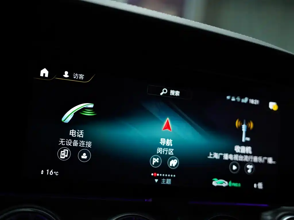 Mercedes-Benz E-Class (Import) — миниатюра 2
