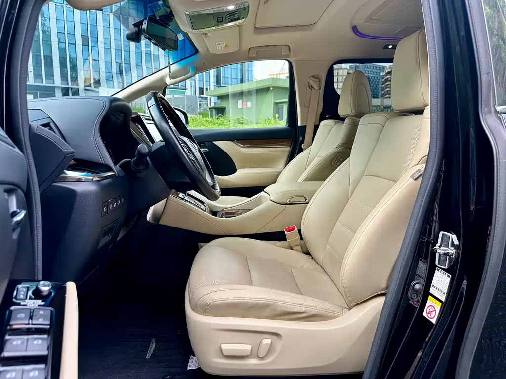 Toyota Alphard 2018 3.5L Luxury