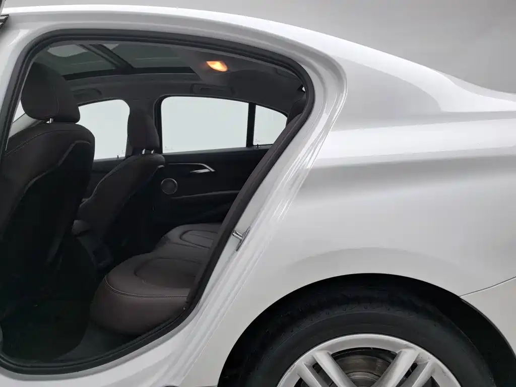BMW 1 Series — миниатюра 15