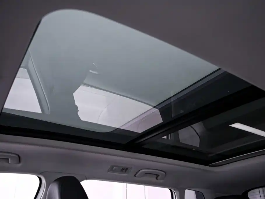 Volkswagen Tharu — миниатюра 11