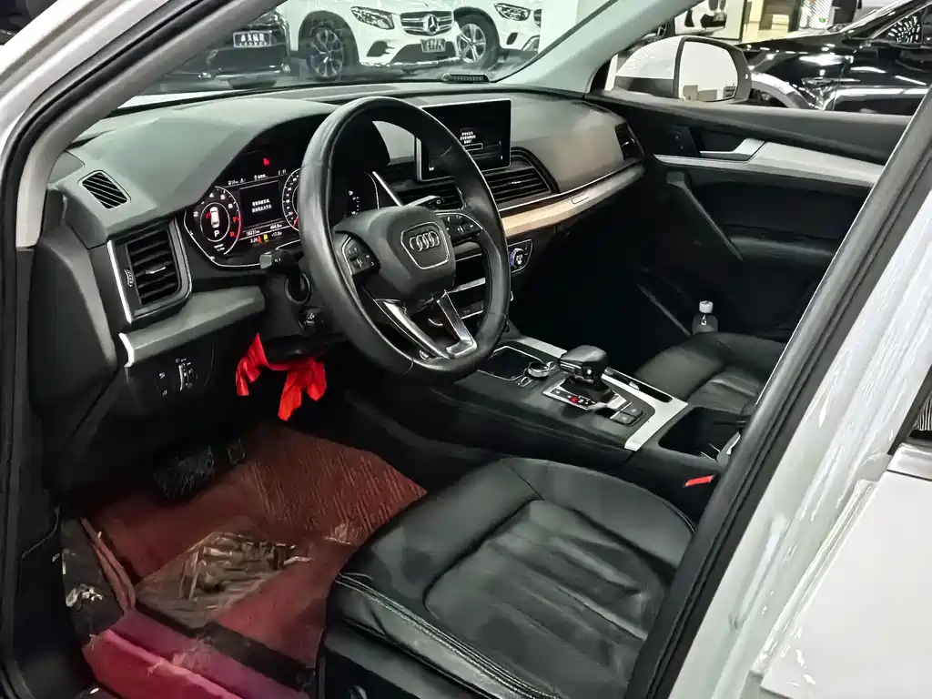 Audi Q5L — миниатюра 7
