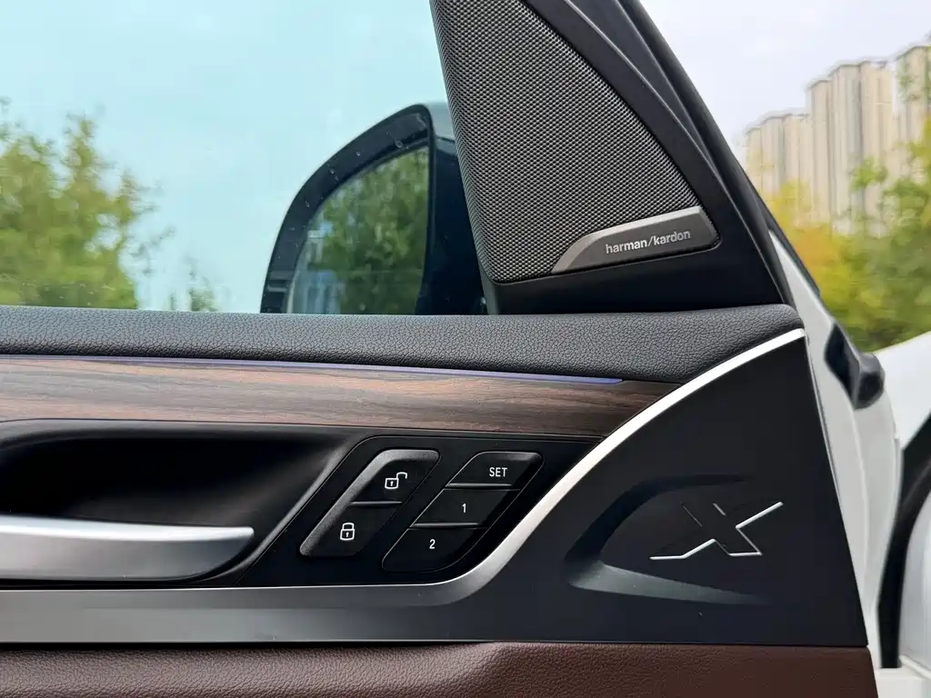 BMW X3 — миниатюра 8