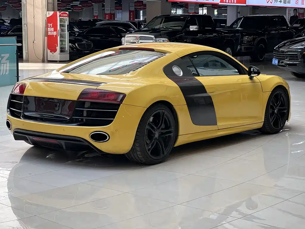 Audi R8 2012 5.2 FSI quattro