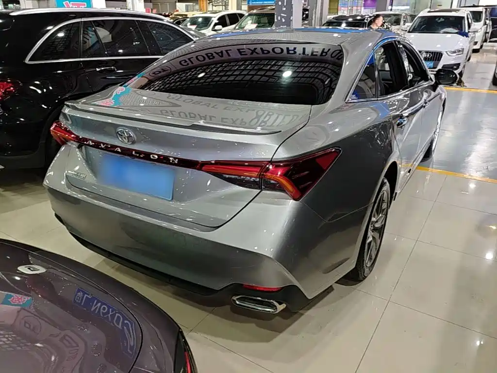 Toyota Avalon — миниатюра 7