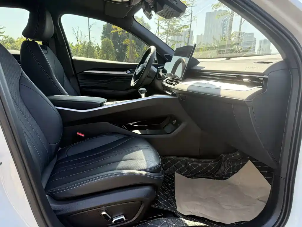 GEELY AUTOMOBILE XINGRUI