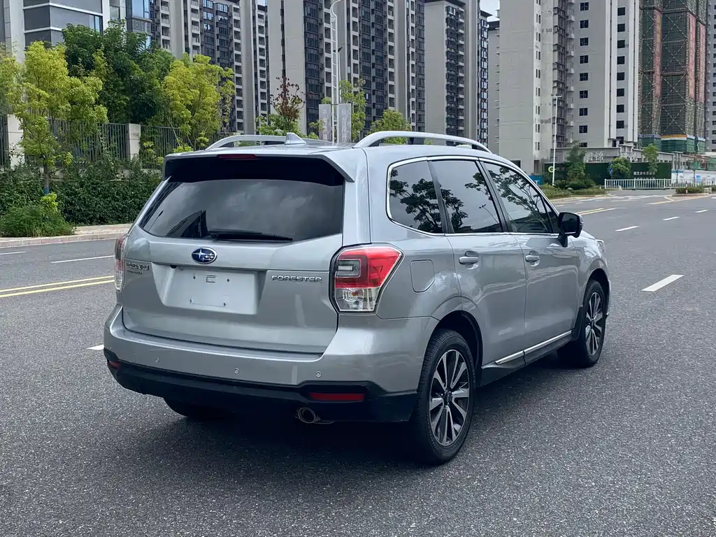 SUBARU FORESTER
