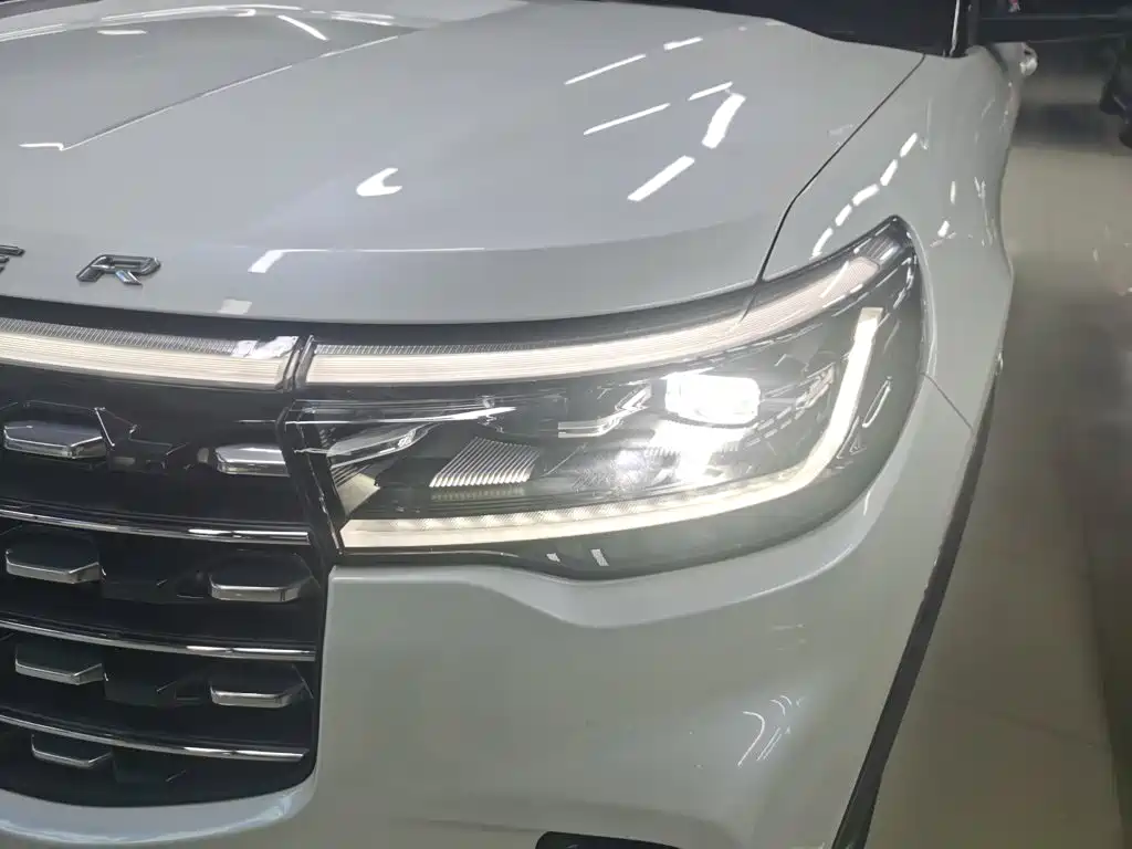 Ford Explorer — миниатюра 15