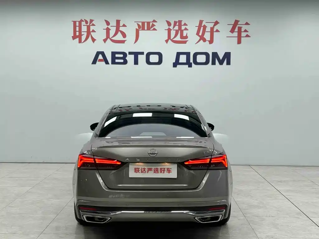 Nissan Teana — миниатюра 5