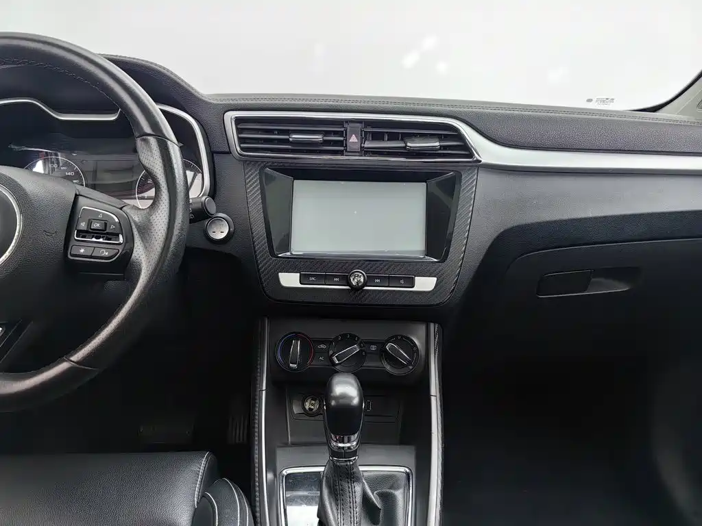 MG ZS — миниатюра 12
