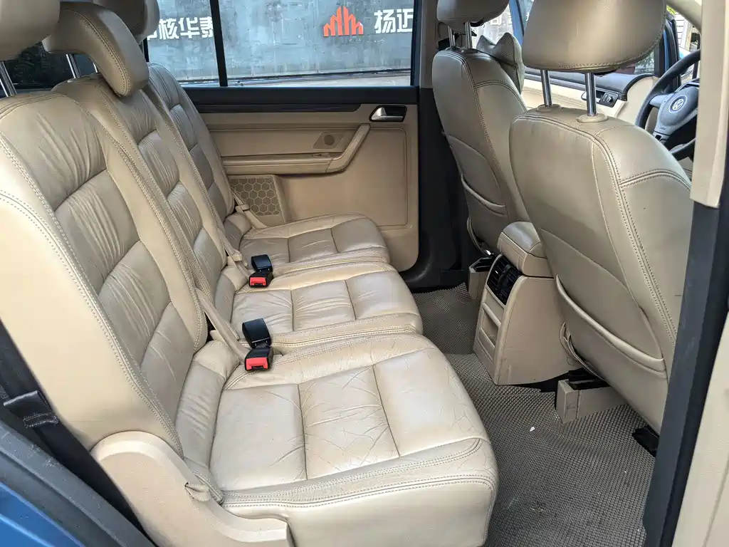Volkswagen Touran — миниатюра 15