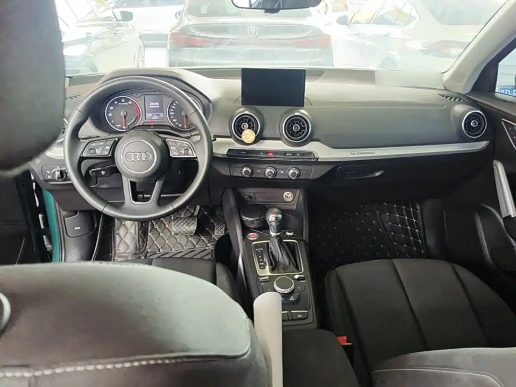 Audi Q2L — миниатюра 10