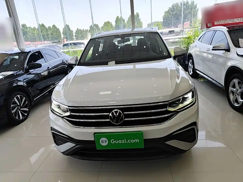 Volkswagen Tiguan L L 2023 300TSI AT Smart