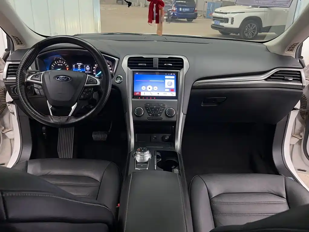 Ford Mondeo — миниатюра 4