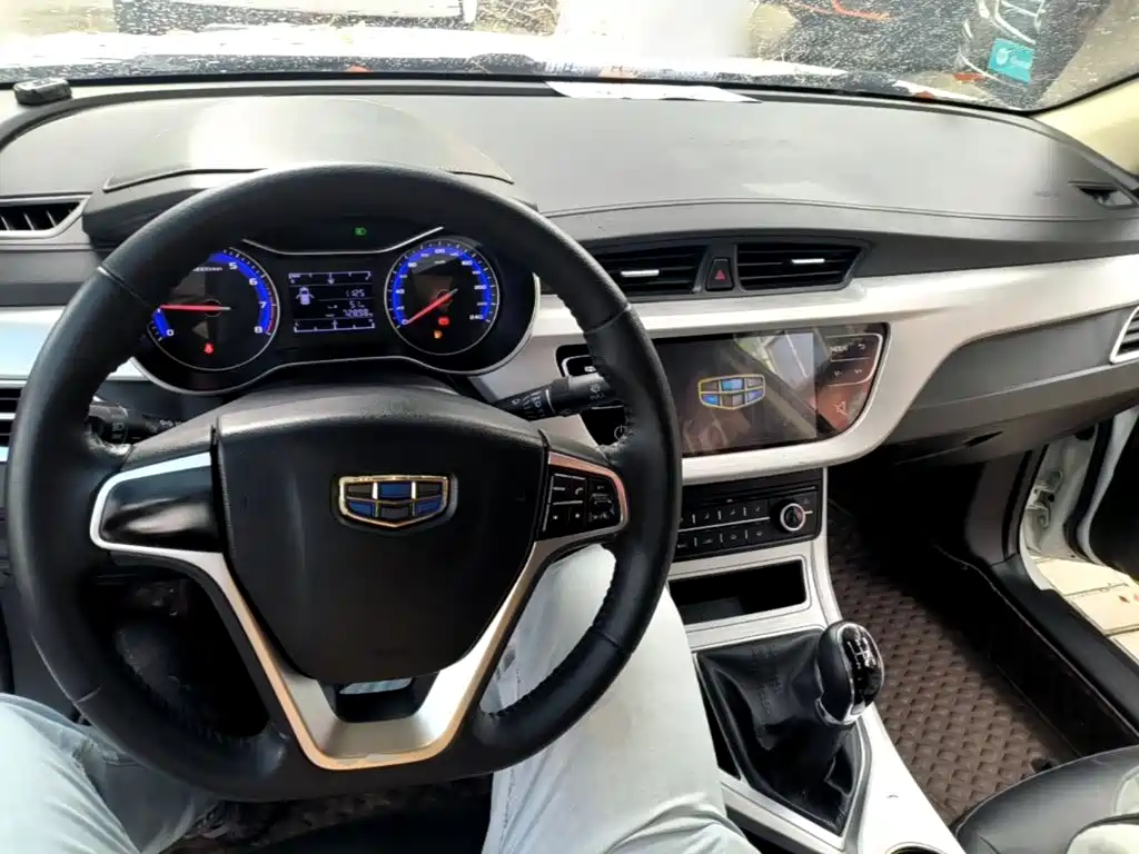 Geely Vision — миниатюра 10