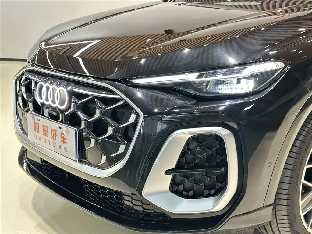 Audi Q5L — миниатюра 7