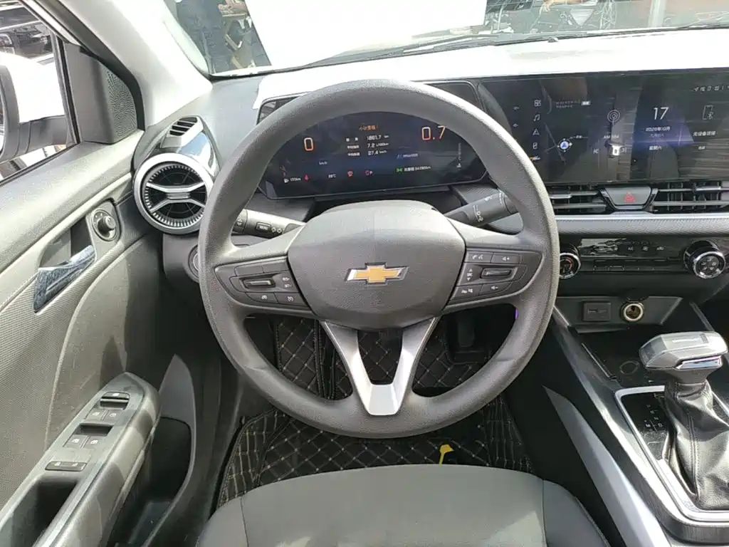 Chevrolet Monza — миниатюра 11