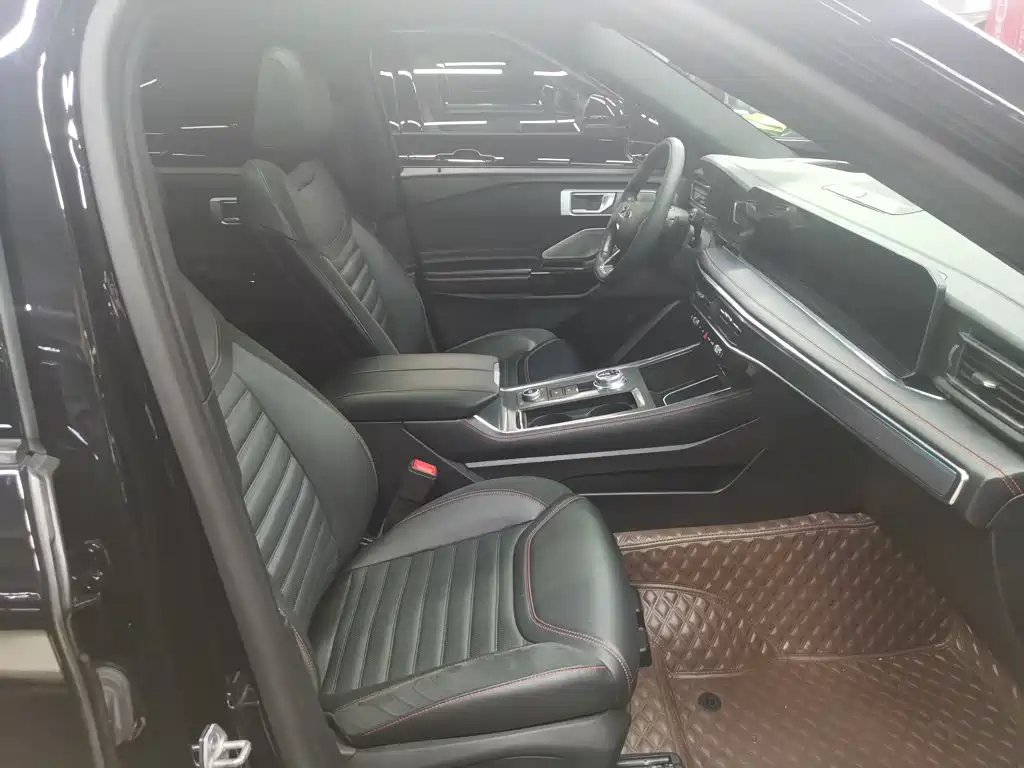 Ford Explorer — миниатюра 5