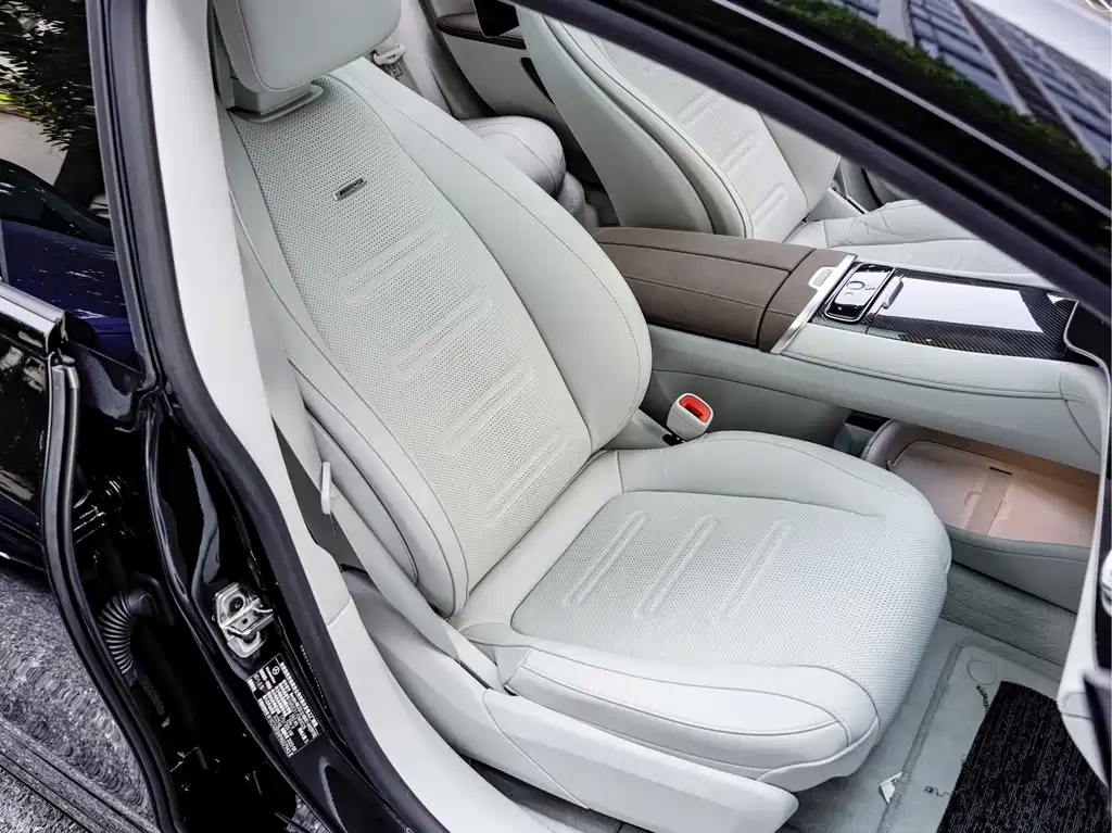Mercedes-Benz EQS AMG — миниатюра 16