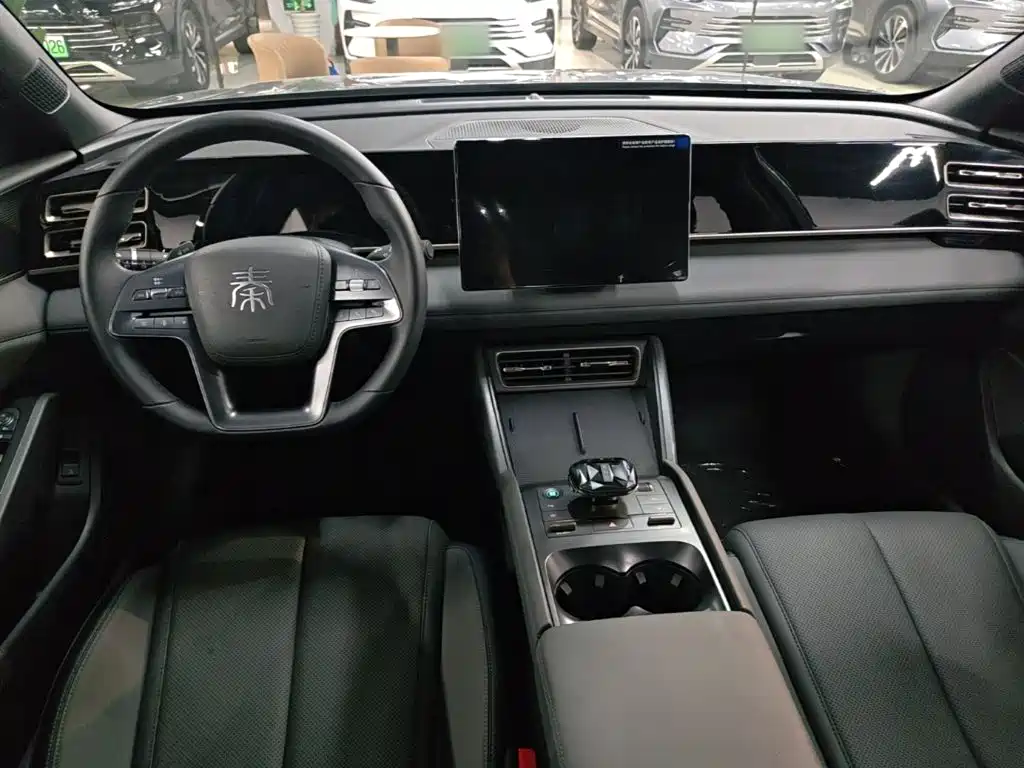 BYD Qin L L 2025 DM-i Smart Drive 80KM Lead