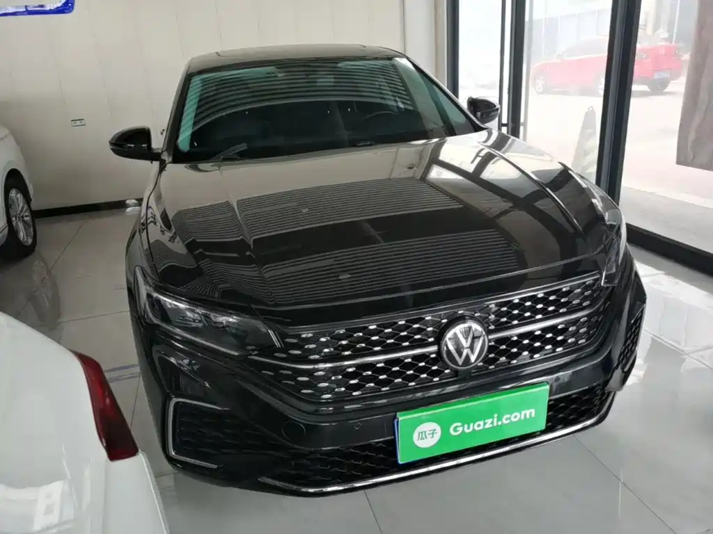 Volkswagen Passat 2023 330TSI Elite