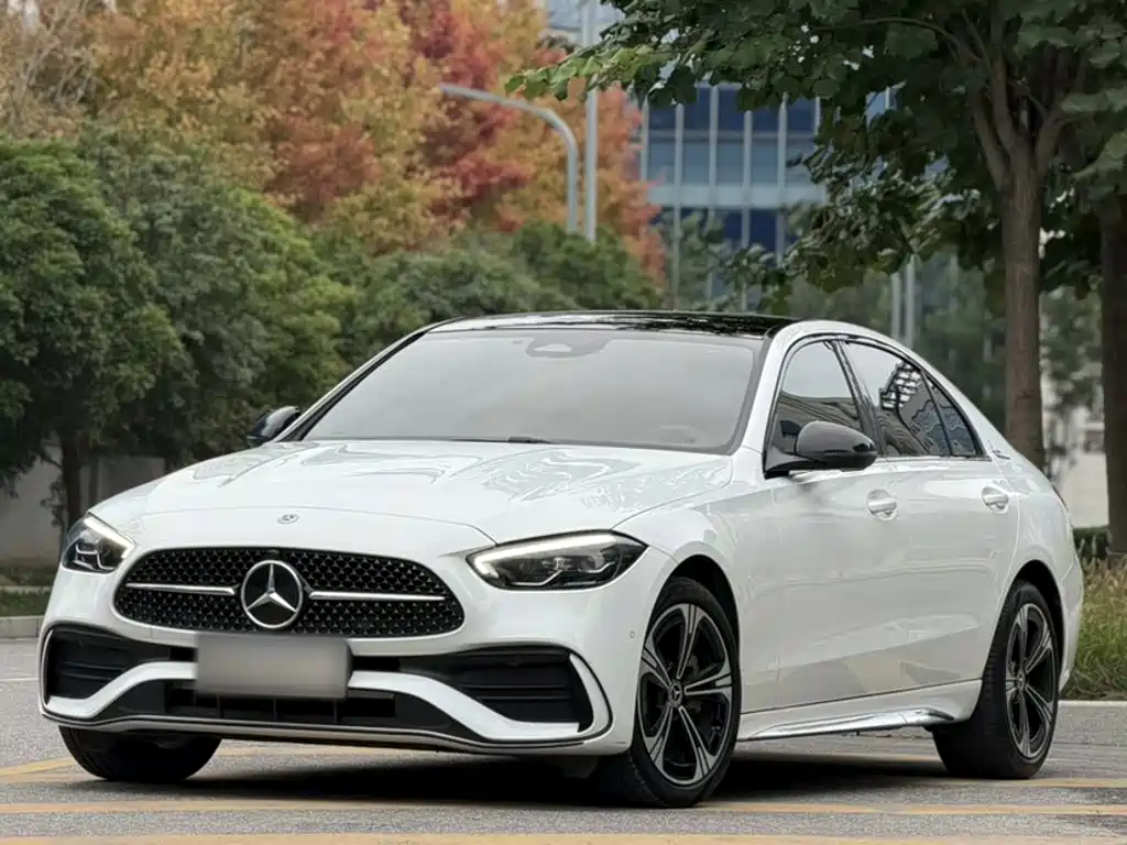 Mercedes-Benz C-Class — миниатюра 3