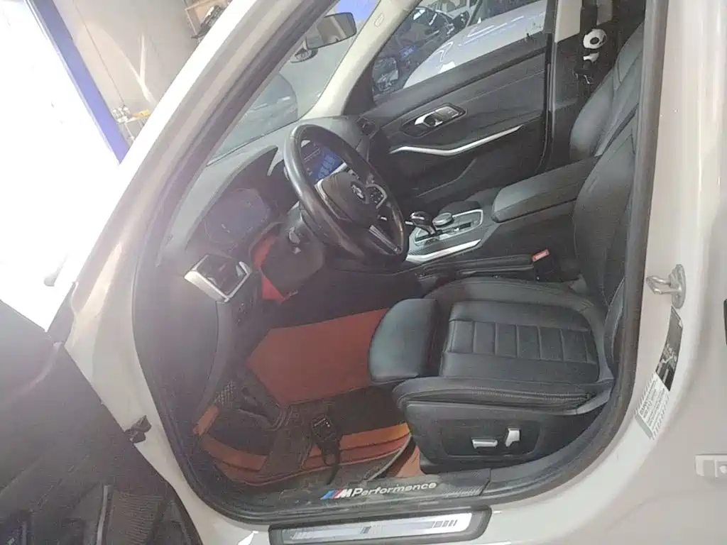 BMW 3 Series — миниатюра 15