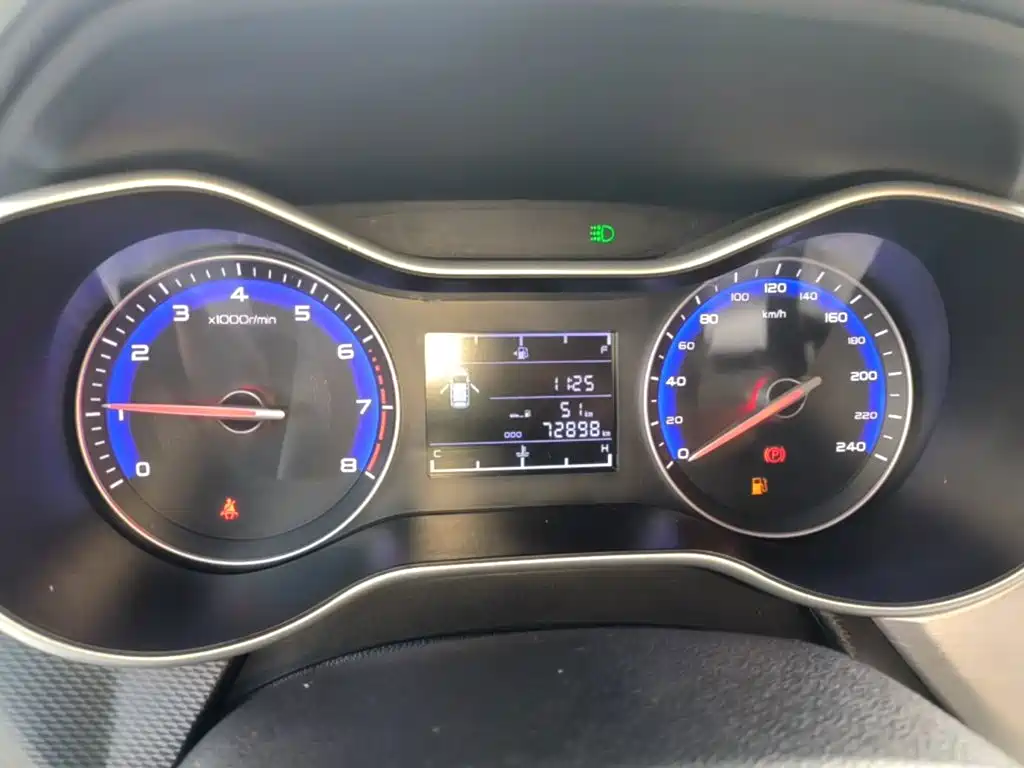 Geely Vision — миниатюра 12