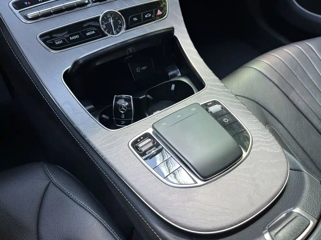 Mercedes-Benz CLS — миниатюра 13