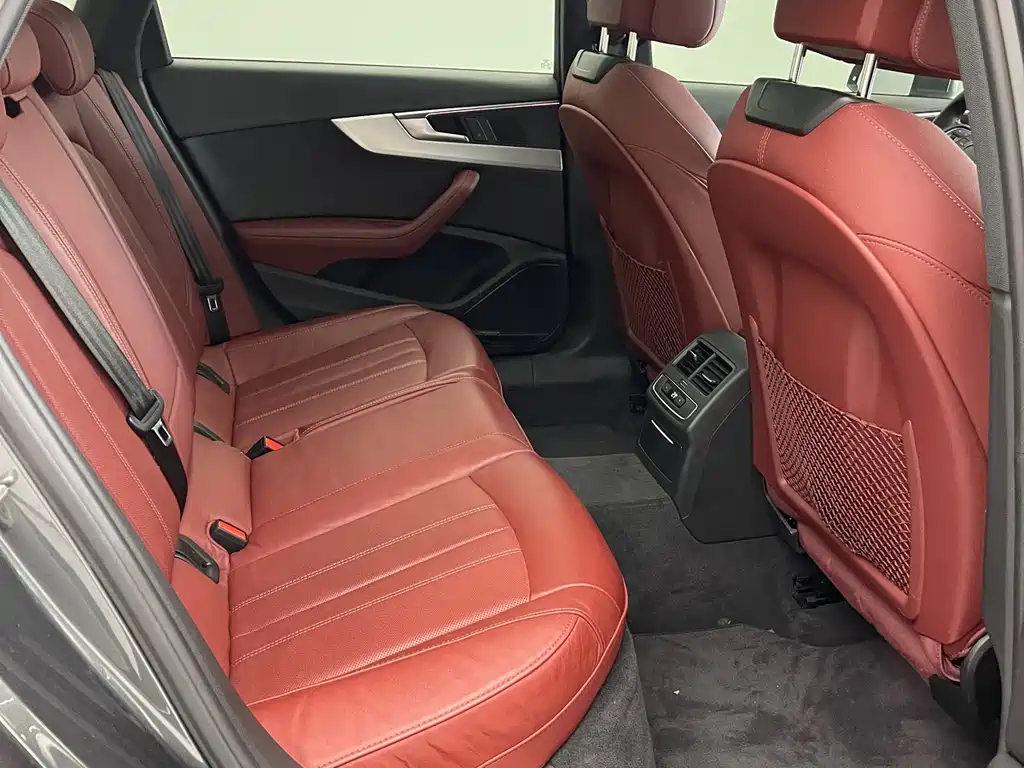 Audi A4L — миниатюра 24