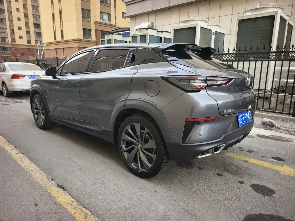 CHANGAN UNI T