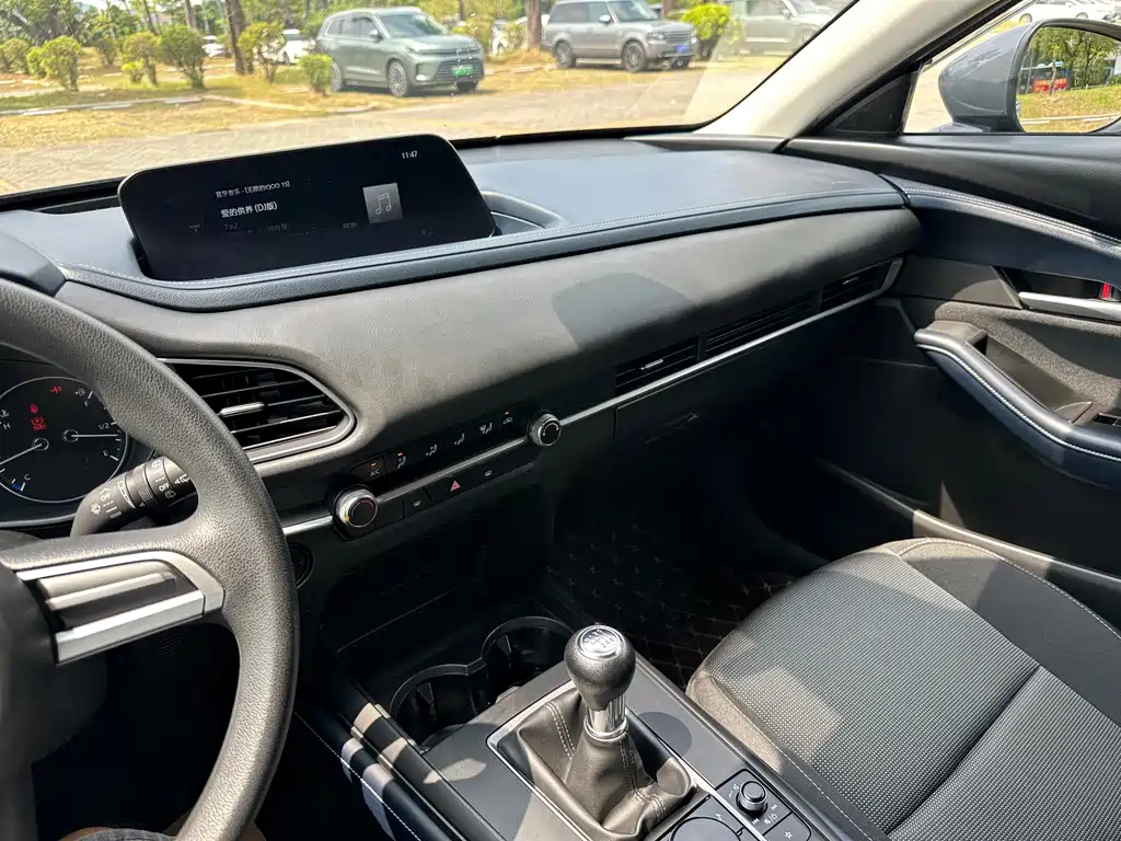 Mazda CX-30 — миниатюра 13