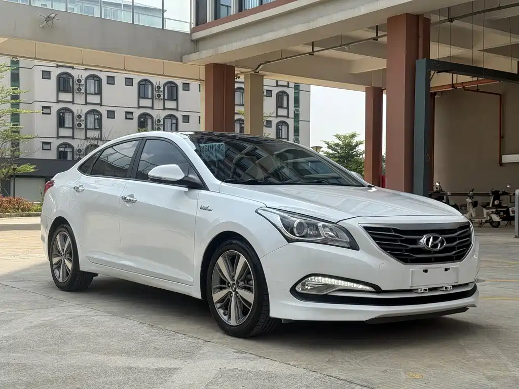 Hyundai Mistra — миниатюра 3