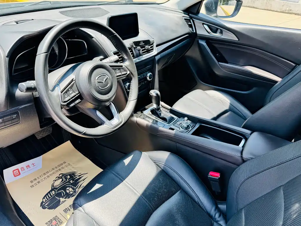 Mazda Mazda3 3 2017 2.0L AT Sport V