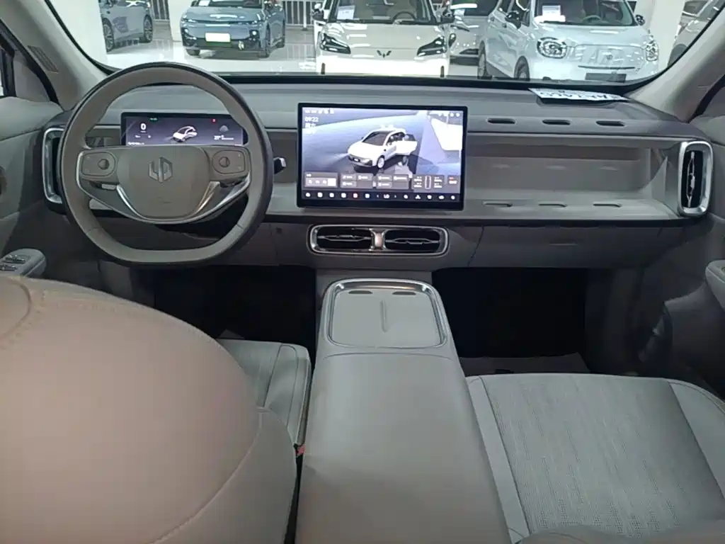 Leapmotor Leapmotor B10 — миниатюра 10