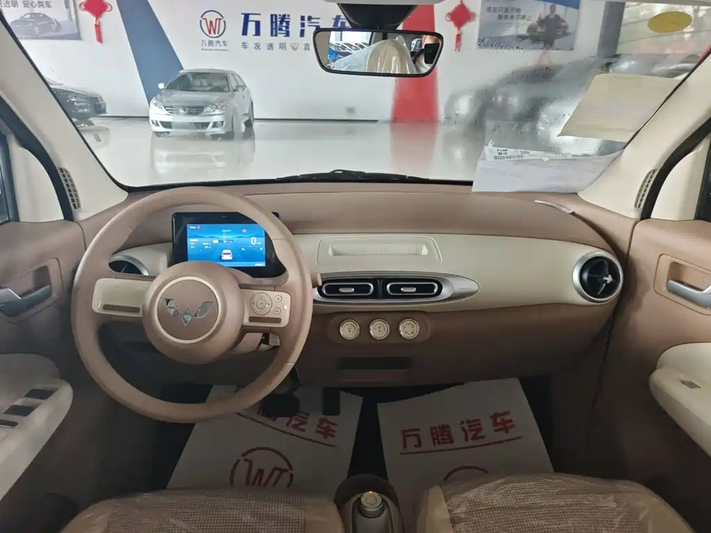 Wuling MINIEV — миниатюра 12