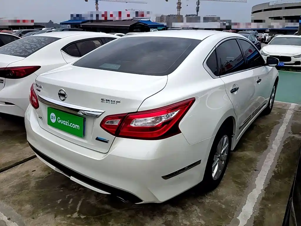 Nissan Teana — миниатюра 7