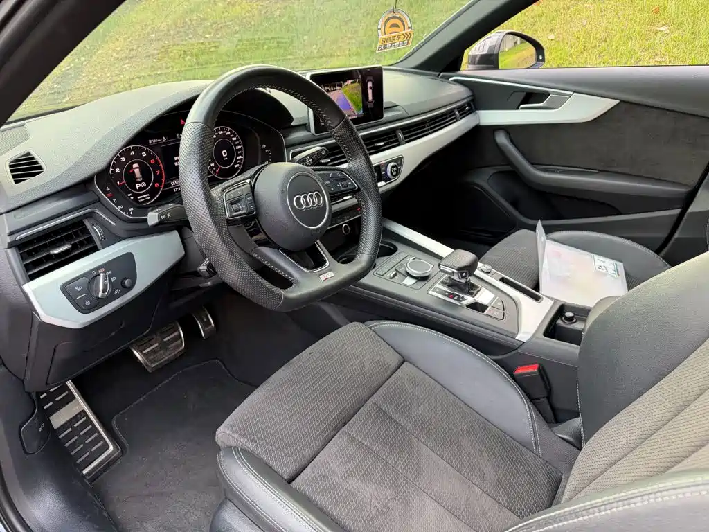 Audi A4 2020 Avant 40 TFSI Luxury