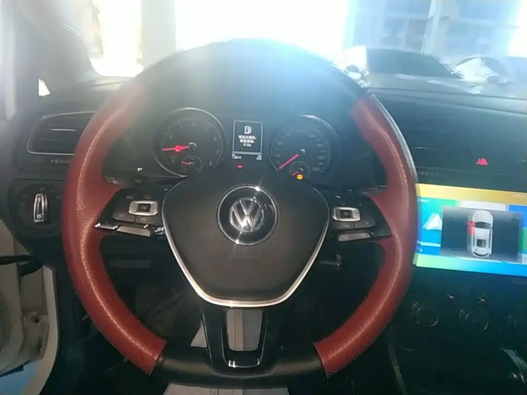 Volkswagen Golf — миниатюра 11