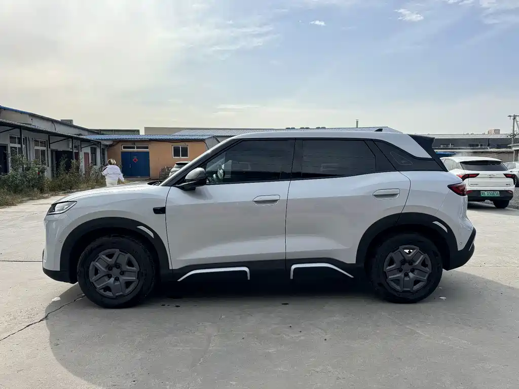 BYD Yuan UP — миниатюра 6