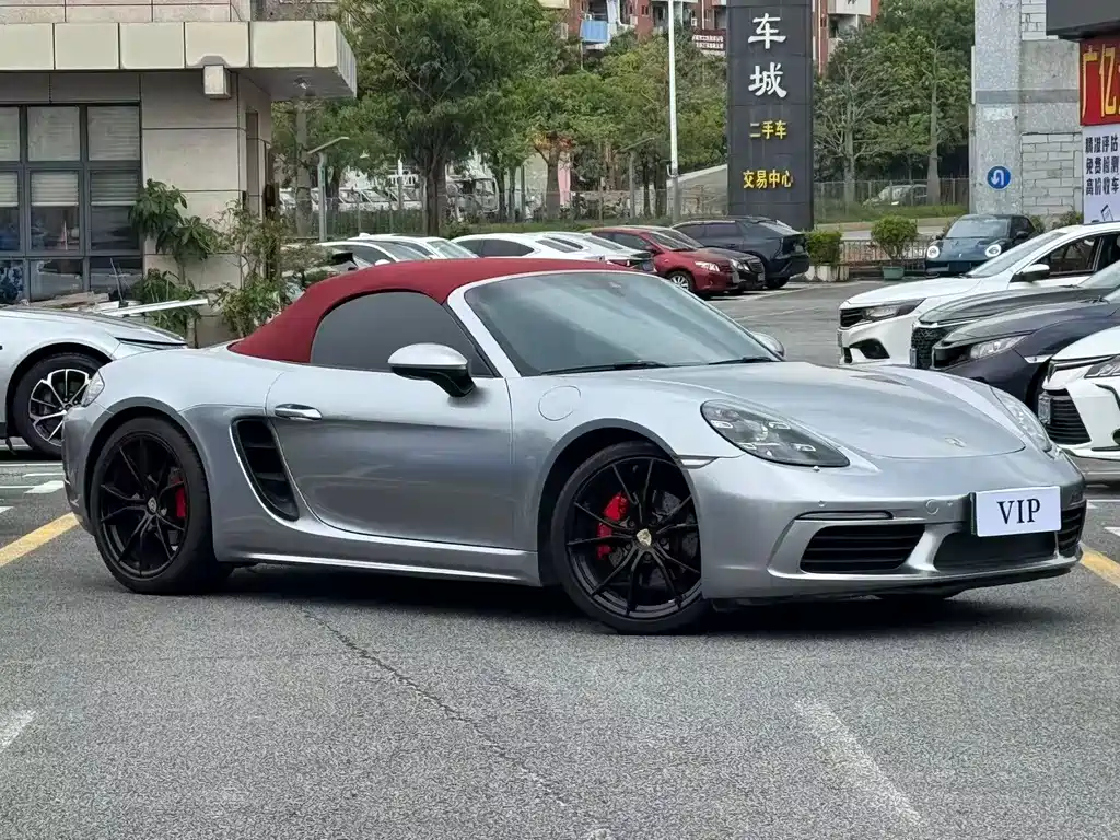 Porsche 718