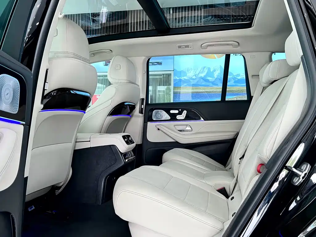 Mercedes-Benz GLS — миниатюра 10