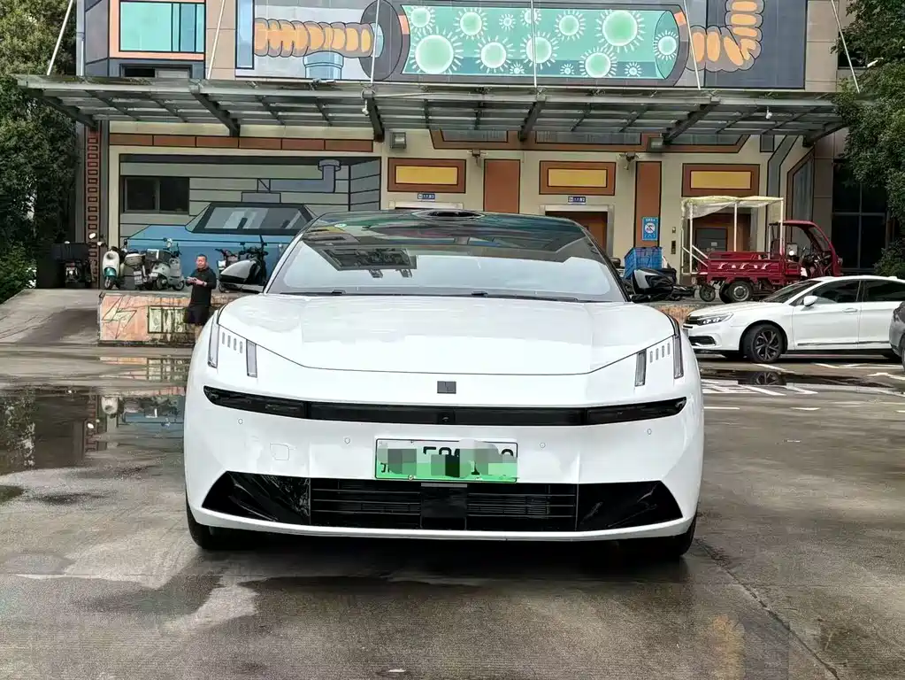 2026 Lynk & Co 10 - zdjęcie 1 z 8