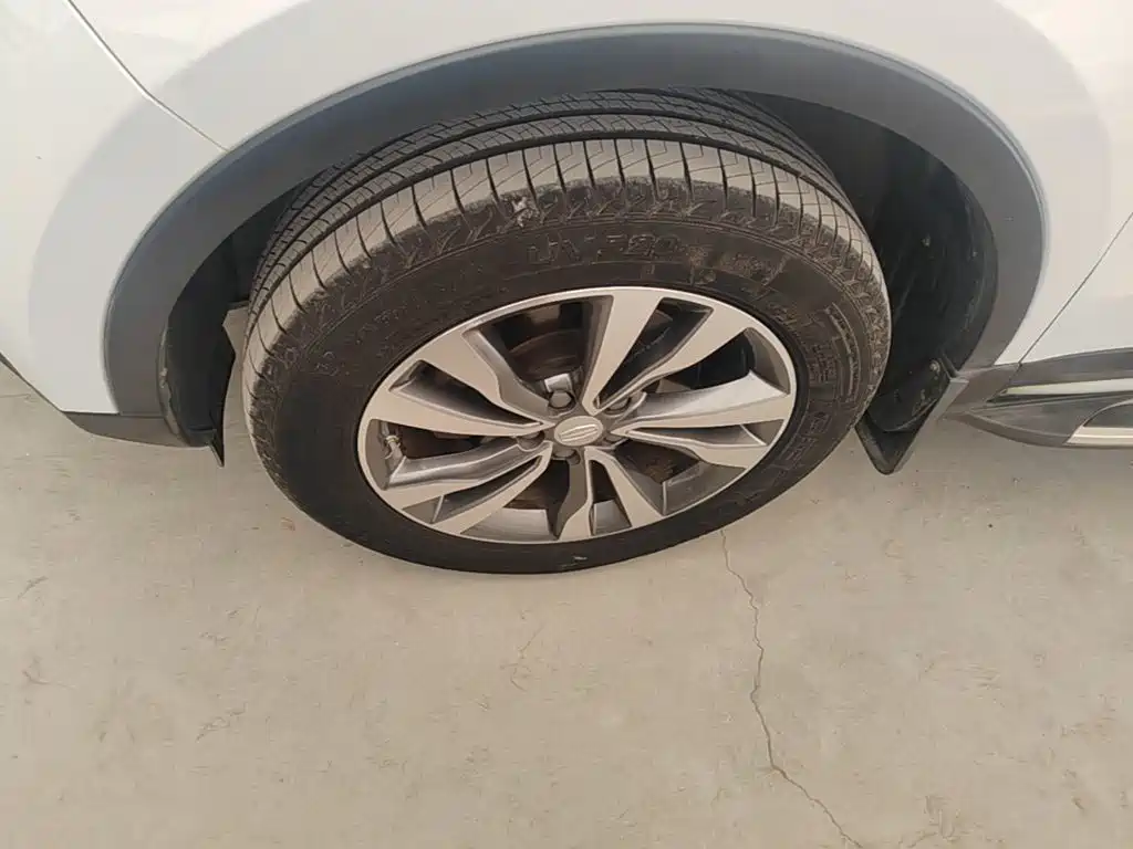 Geely Boyue — миниатюра 23