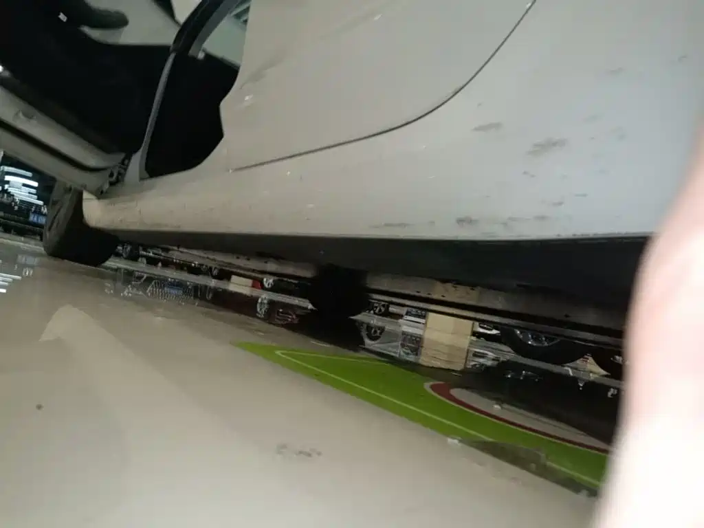 Tesla Model 3 — миниатюра 22