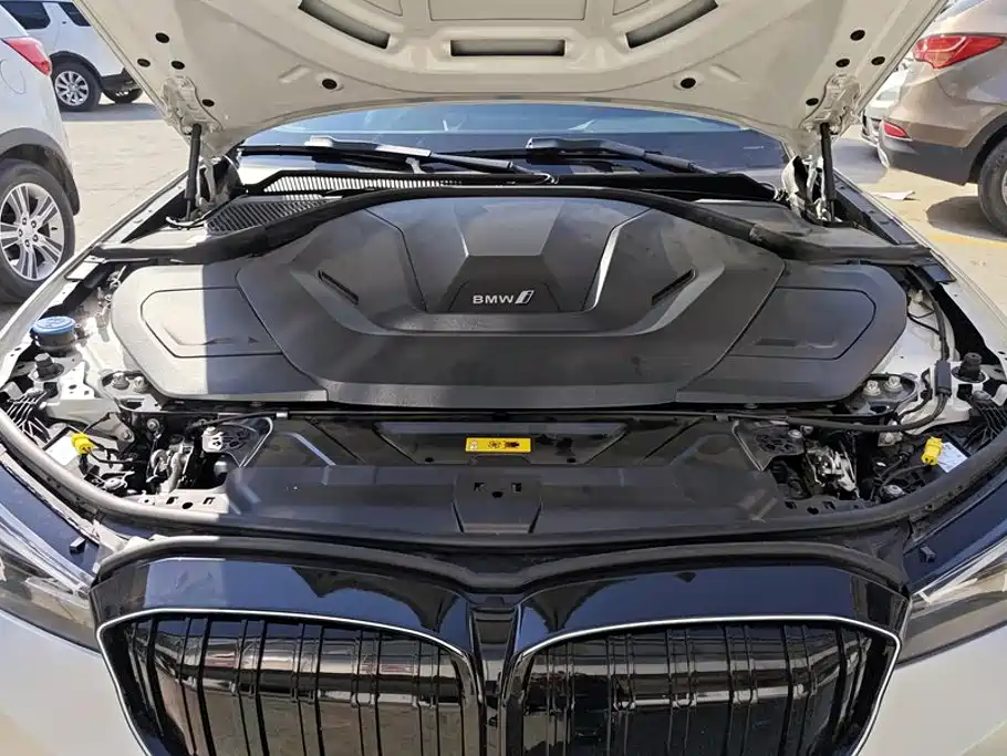 BMW i3 — миниатюра 10