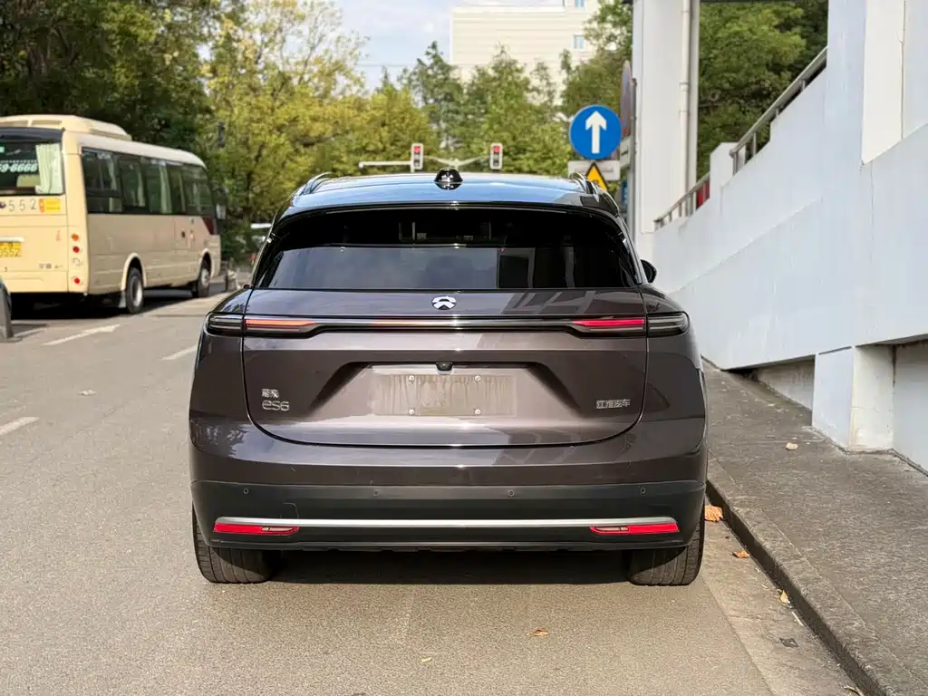 NIO ES6 — миниатюра 6
