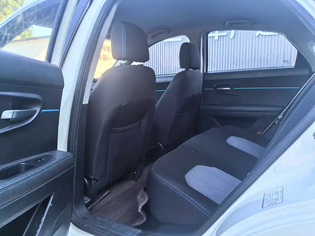BAIC New Energy EU — миниатюра 8