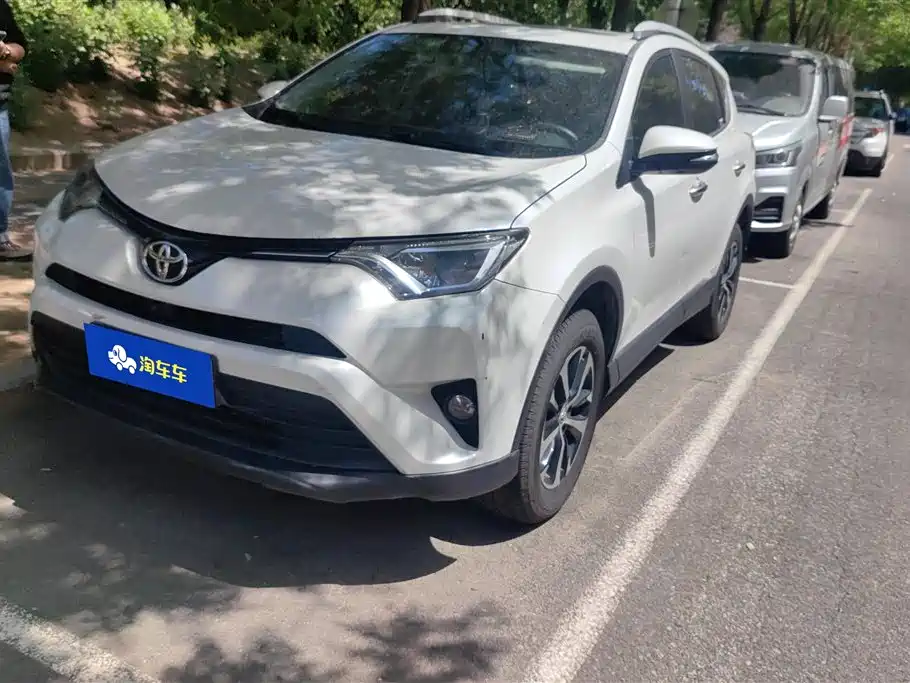 Toyota RAV4 2016